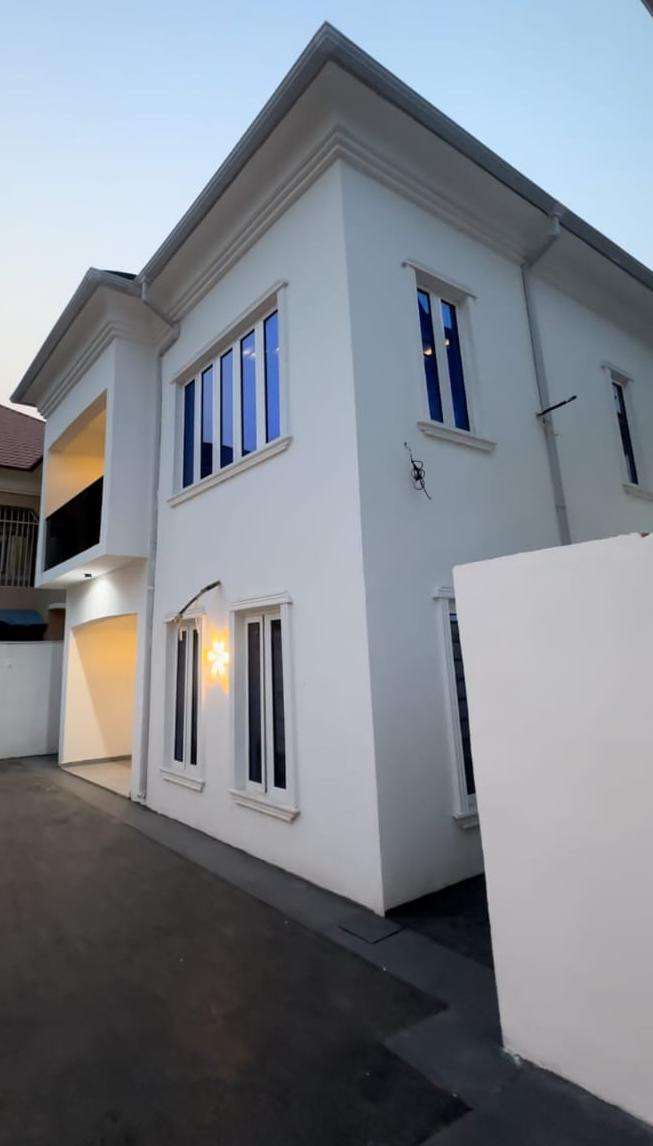 Fully Furnished and Fitted 4 bedroom duplex with BQ