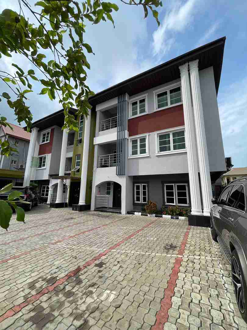 FULLY FURNISHED 3 BEDROOM APARTMENT WITH BQ 
