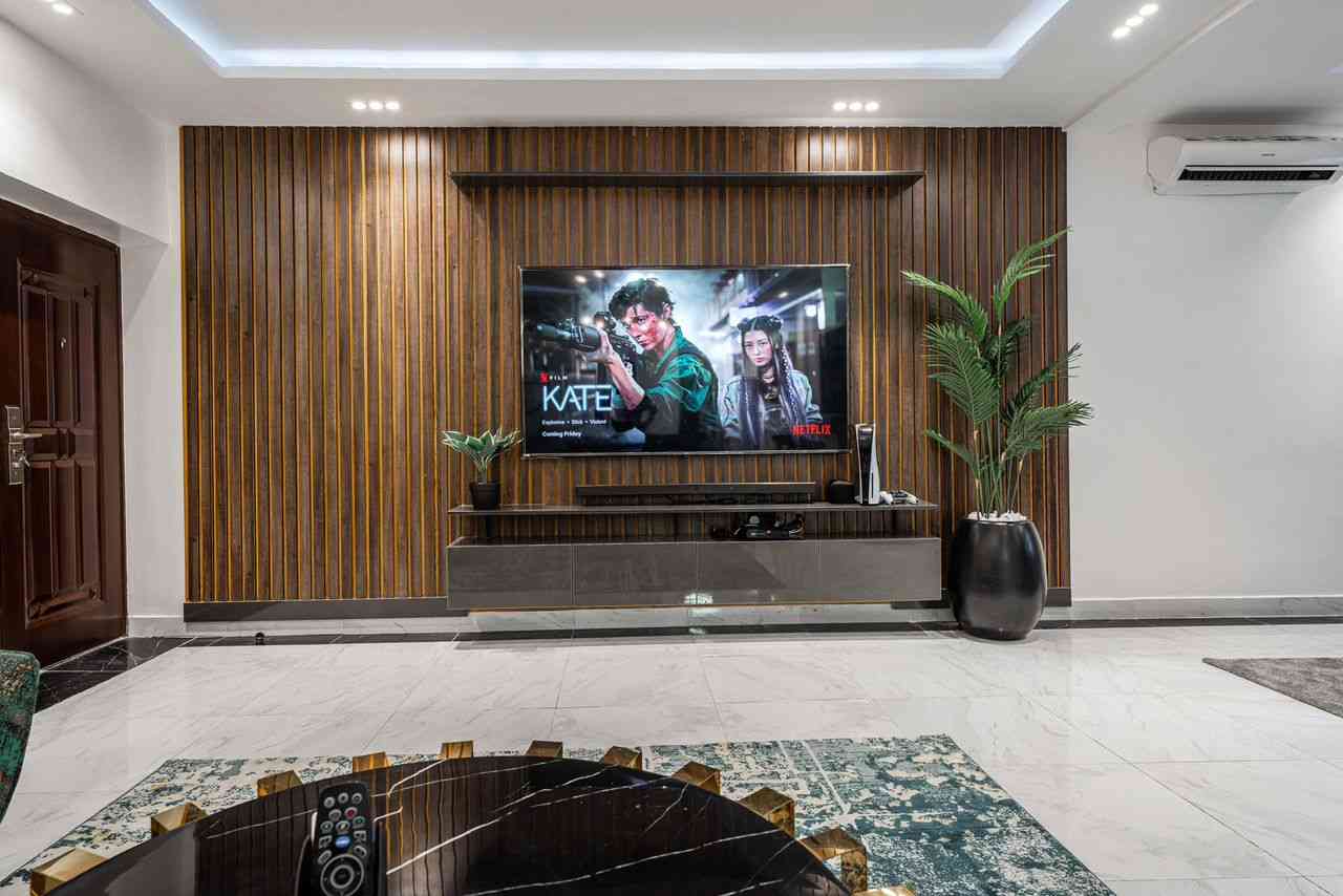 3 Bedroom Flat Apartment