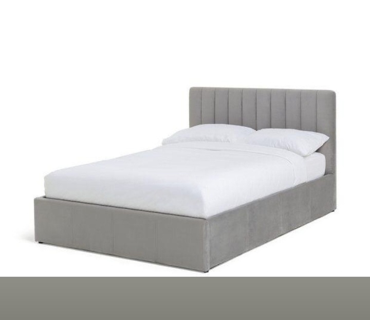 6 by 6 chanel back bedframe