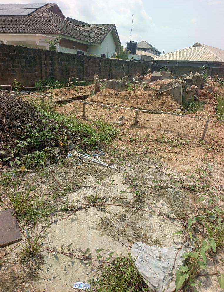 Land Size 460sqm 