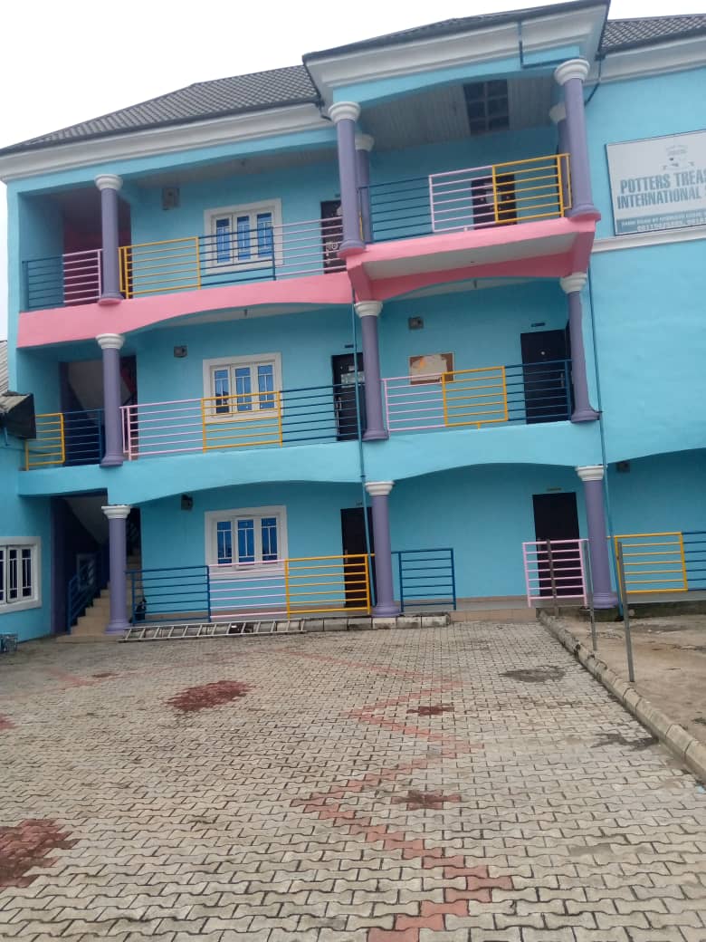 School with all Facilities on 5 plots of Land