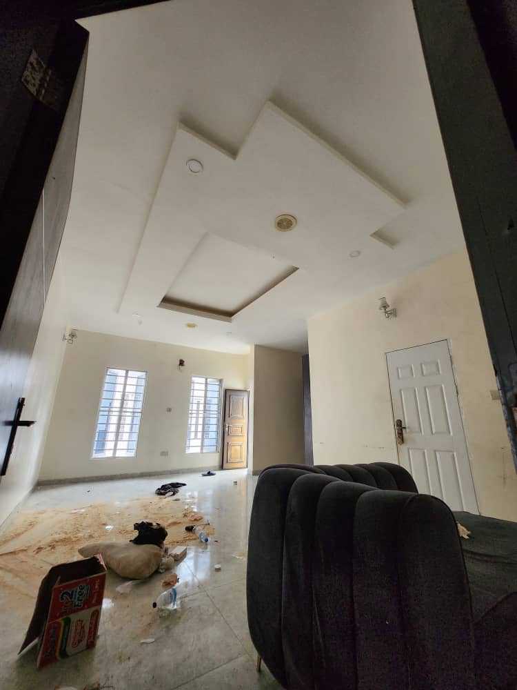 MASTERS BEDROOM