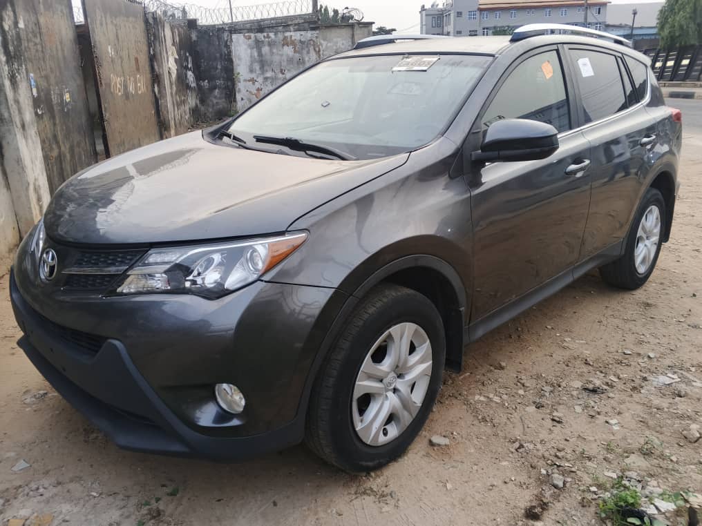 Toyota RAV4 2015 LE 