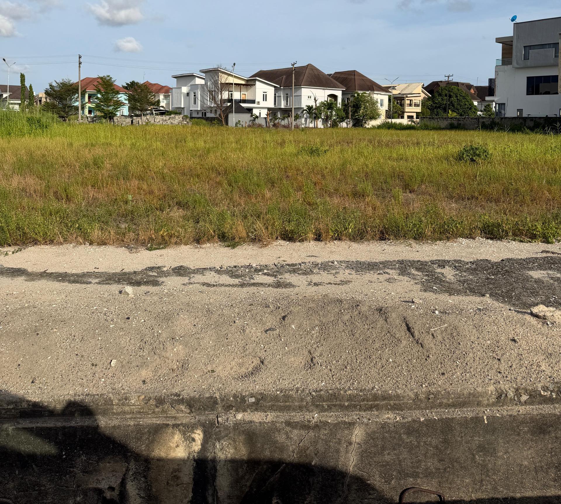 Water Front Plot (500sqm)